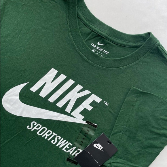 Nike Other - NWT Nike The Nike Teen Sportswear T-Shirt Size XL